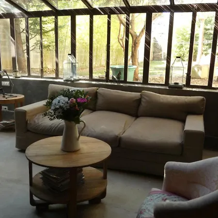 Apartament The French Village Authentic House